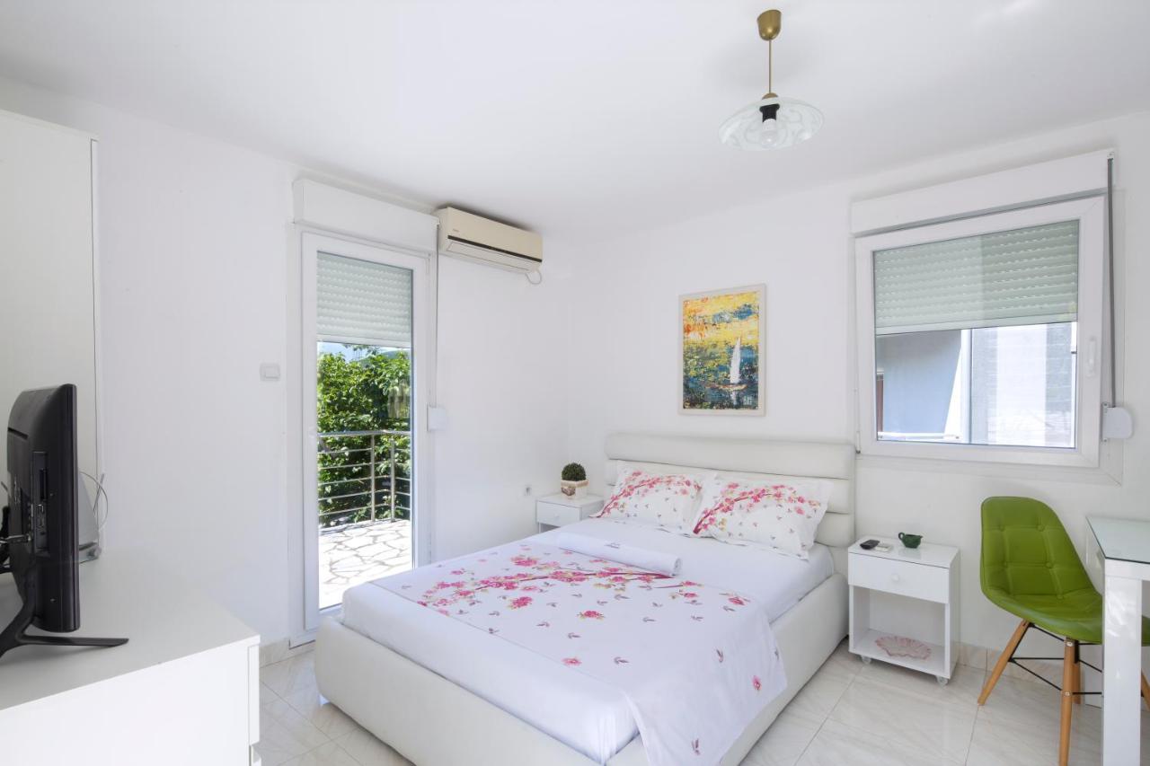 Studios Merdovic Budva Exteriör bild